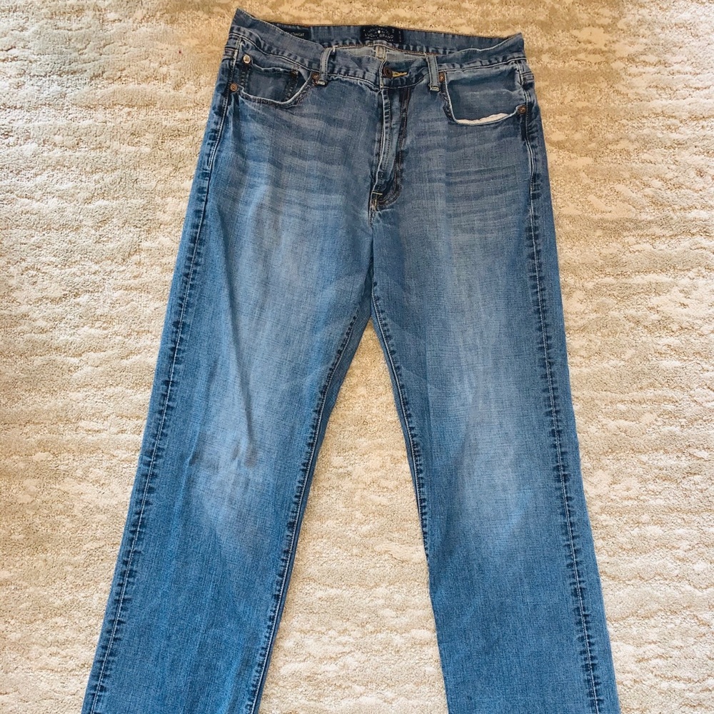 Men’s lucky brand jeans
